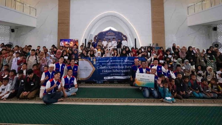 Undang 1300 Anak Yatim, Gelar Kegiatan Sosial dan Keagamaan di Bandung