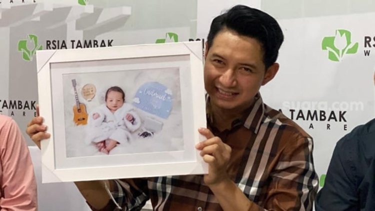 Ayah Baru, Ini Nama Anak Pertama Chand Kelvin