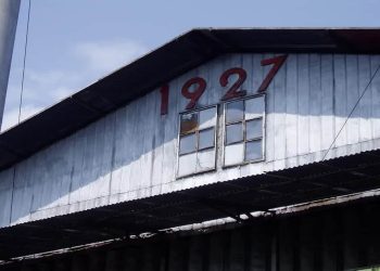 Pabrik Teh Gedeh Sebagai Destinasi Bersejarah di Perkebunan Cianjur