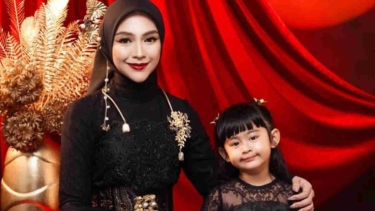 Perayaan Ultah Mewah Ria Ricis dan Moana dengan Tema Royal Party