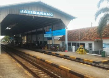 Stasiun Jatibarang Indramayu, Tempat Bersejarah yang Masih Kuat di Jalur Utara