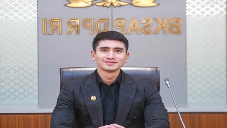 Verrell Bramasta Dilantik Sebagai Duta Maritim Tanpa Mendapat Bayaran