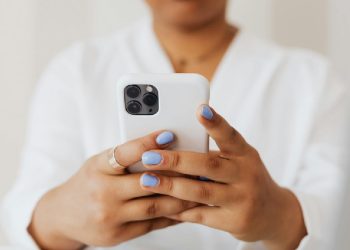 Penyebab dan Cara Mengatasi HP yang Tidak Bisa Screenshot