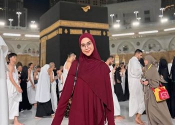 Umroh Ria Ricis Bersama Moana, Kolom Komentar Instagram Menjadi Sorotan