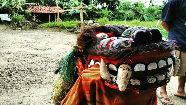 Asal Usul Berokan Indramayu, Kesenian yang Menghadirkan Monster Seram