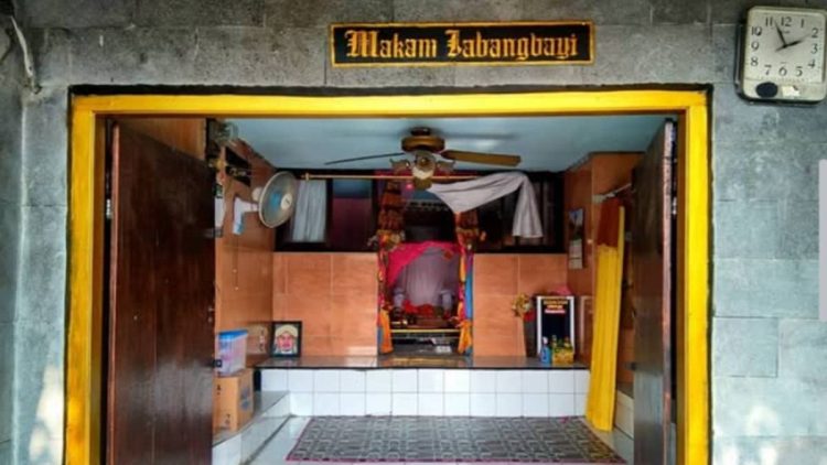 Jejak Makam Keramat Jabang Bayi di Cirebon