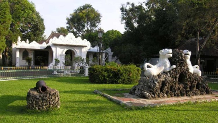 Museum Cave AI Lotus, Destinasi Wisata Warisan di Keraton Kasepuhan Cirebon