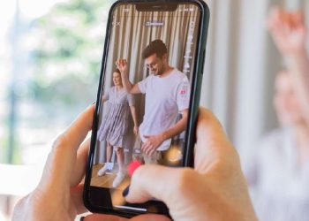 Edit JJ di TikTok Secara Manual dan Menggunakan Template