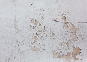 Mengatasi Dinding Retak Tanpa Mengeluarkan Biaya Besar