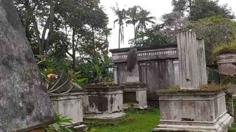 Sejarah Menarik Kompleks Makam Belanda di Cicurug Majalengka
