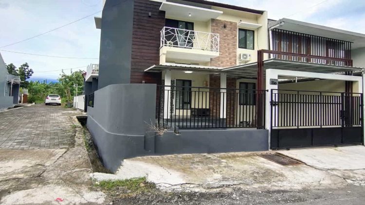Panduan Praktis Menentukan Ketinggian Lantai Rumah dari Jalan