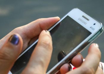 Mudah Memisahkan Suara Menggunakan Aplikasi di Samsung