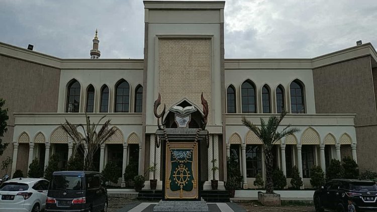 Masjid Agung Syech Quro Karawang, Masjid Bersejarah dengan Usia 6 Abad