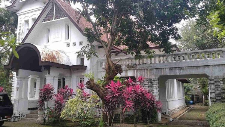 Sejarah Gedung Jangkung Majalengka sebagai Tempat Kelahiran Konglomerat