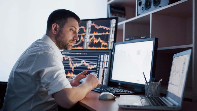 Cara Kerja Broker Saham serta Berbagai Jenis yang Ada