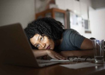 Cara Mengatasi Tanda Mental Burnout Kreator Agar Tidak Terlambat