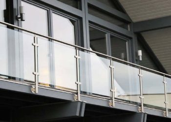 Keunikan Balkon Kaca Stainless untuk Berbagai Tipe Bangunan