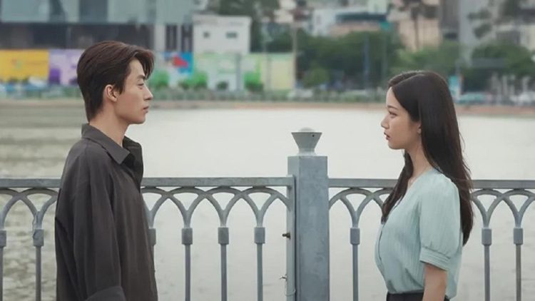 Moon Ga Young dan Koo Kyo Hwan Siap Kenang Masa Lalu di Film Us And Them dan Sinopsisnya