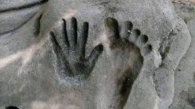Sejarah dan Tradisi Peninggalan Kerajaan Jampang Manggung di Cianjur
