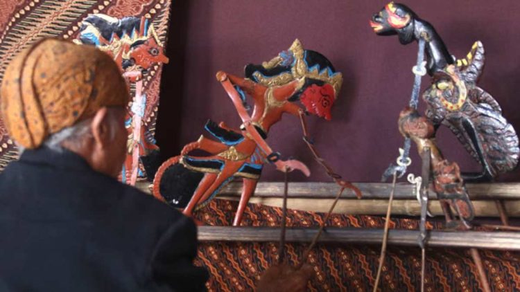 Sejarah Wayang Klithik Kesenian Khas Jawa Timur dan Upaya Pelestariannya