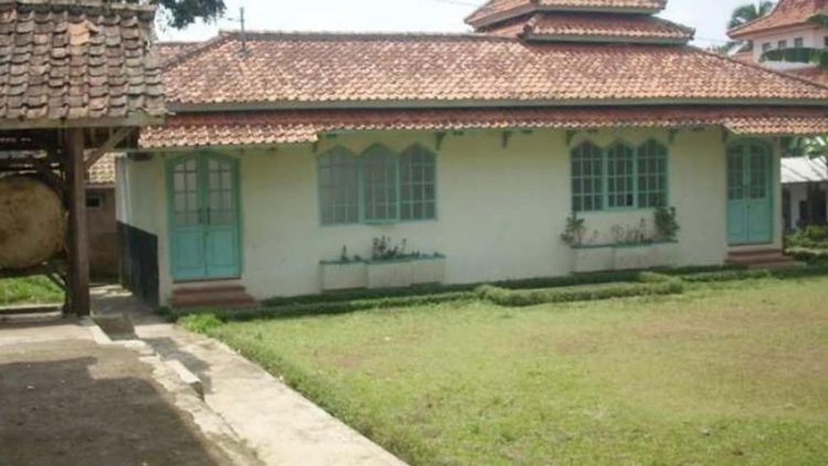 Jejak Sejarah Pesantren Gentur di Cianjur dan Peranan Tokoh Pendirinya