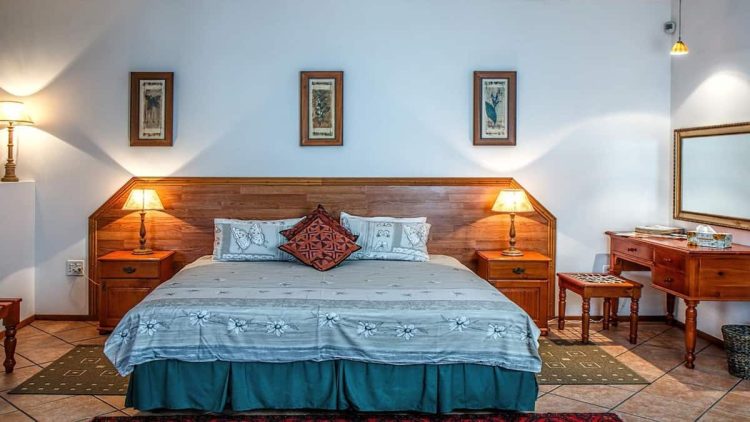 Menciptakan Kamar Tidur yang Nyaman dan Fungsional untuk Orang Tua