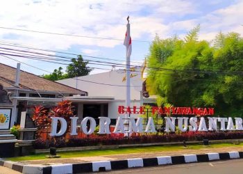 Napak Tilas Bale Panyawangan Diorama di Purwakarta